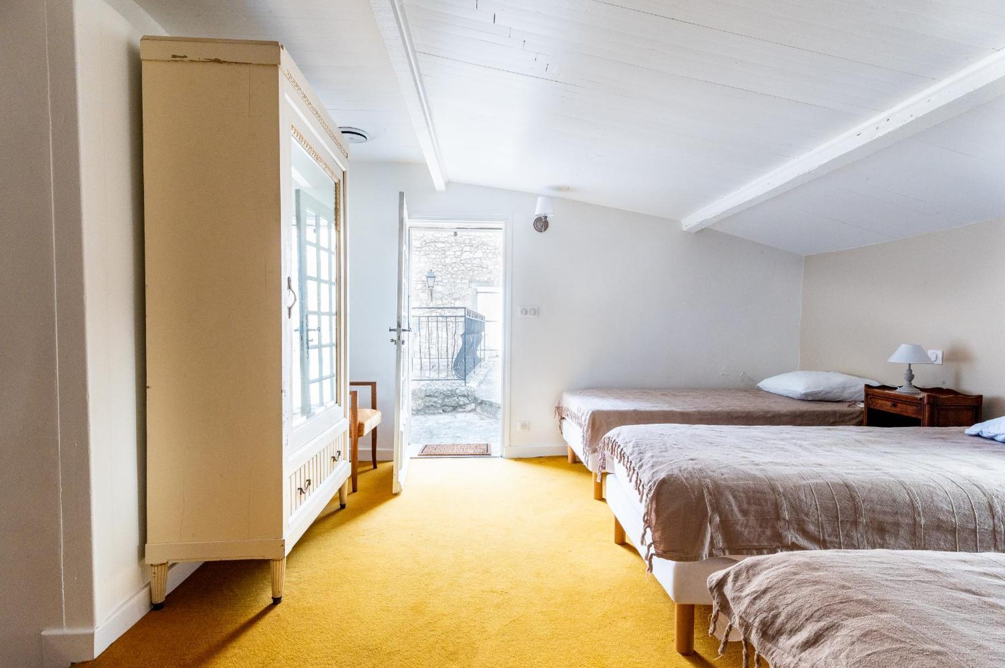 La Closerie D'Escalin Gite 12 Personnes Et Jacuzzi La Garde-Adhémar Extérieur photo